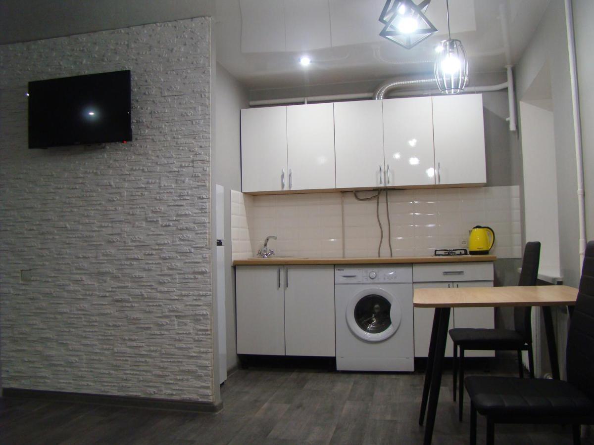 Квартира Студия В Центре Чернигова Wi-Fi Buitenkant foto
